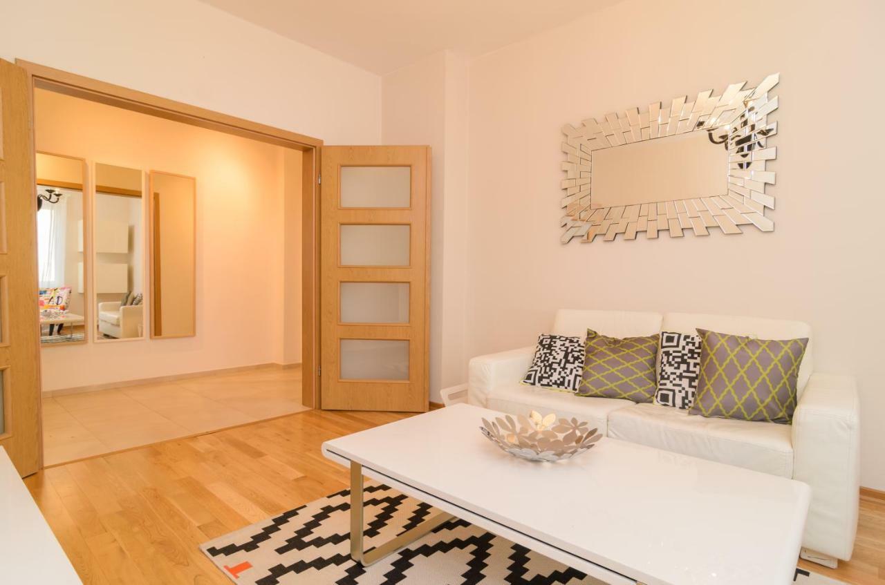 Rise & Shine Sofia Luxury Apartment By Flat Mаnager Ngoại thất bức ảnh