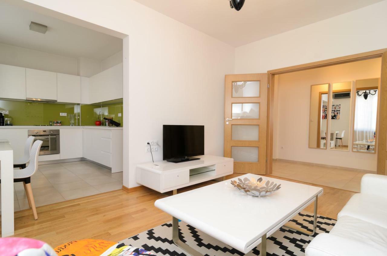 Rise & Shine Sofia Luxury Apartment By Flat Mаnager Ngoại thất bức ảnh
